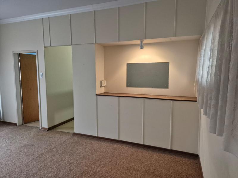 4 Bedroom Property for Sale in Bothaville Free State